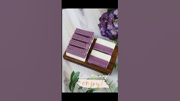 #Soapmaking tactics - Two layer purple natural clay soapmaking #shorts #artisansoap