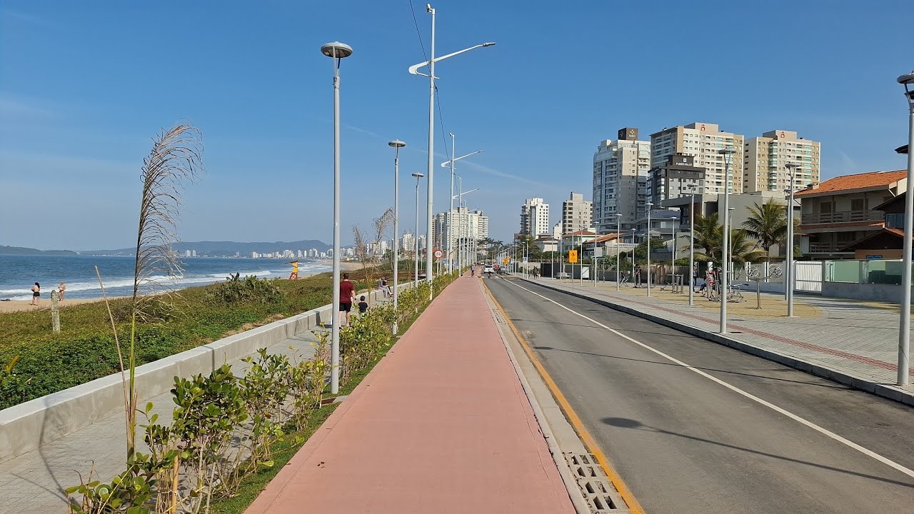 O QUE ACONTECEU COM ORLA da Praia Piçarras SC.. Mudou demais...