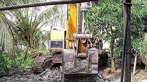 XÁNG CẠP MÚC ĐẤT VƯỜN NHÀ //MÁY XÚC MIỀN TÂY