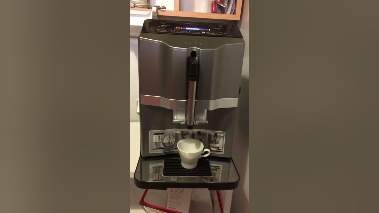 sti Stærk vind presse How to Make Perfect Espresso with Siemens EQ3 s300 Coffee Machine in 1  Minute - YouTube