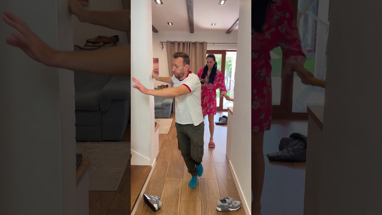 He deserved it himself. Funny family #couple #comedy