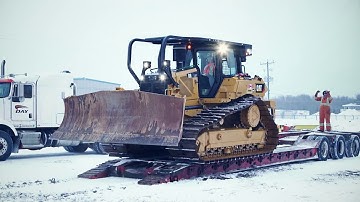 Cat® D6 Dozer | Road of Innovation – Trailer