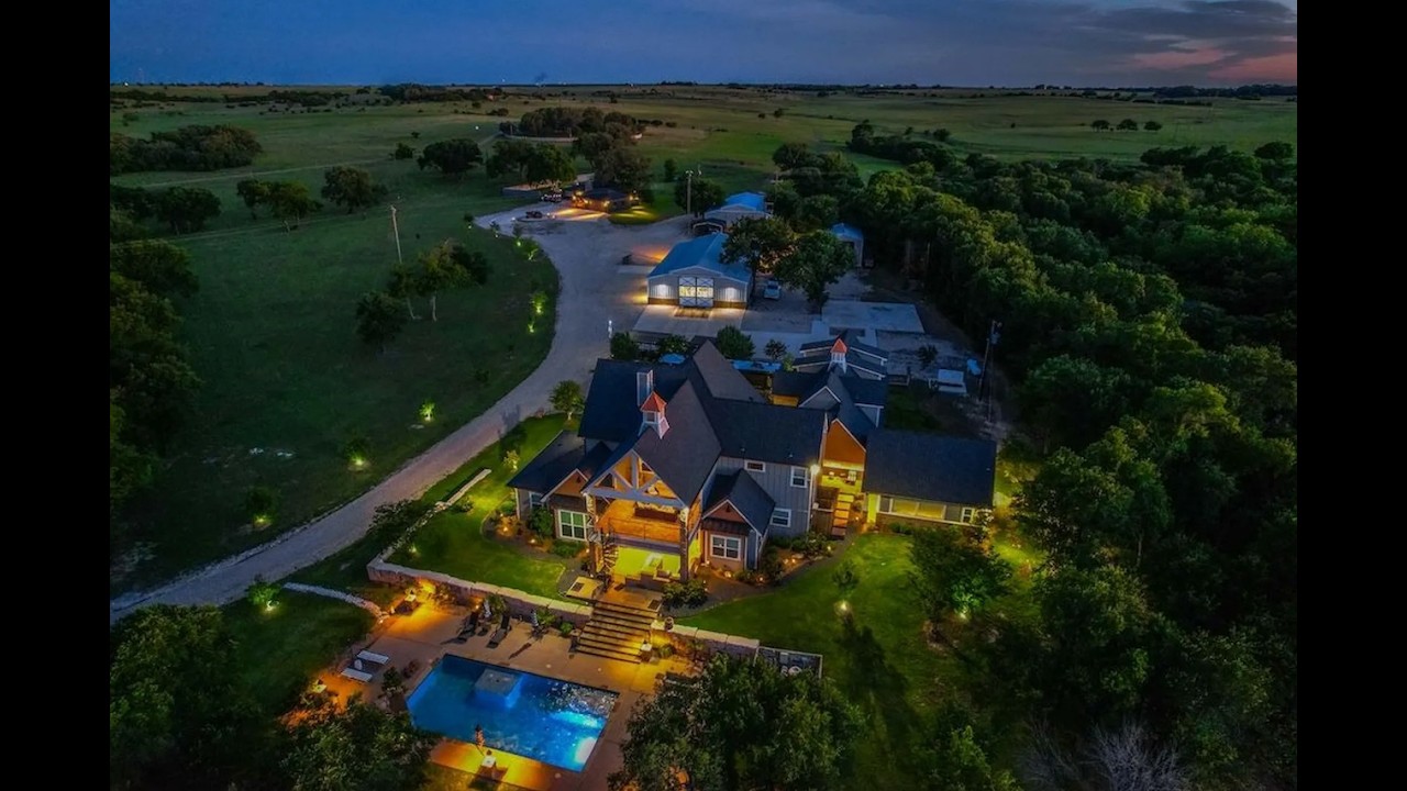 Clear Lake Ranch with 242+/- acres!