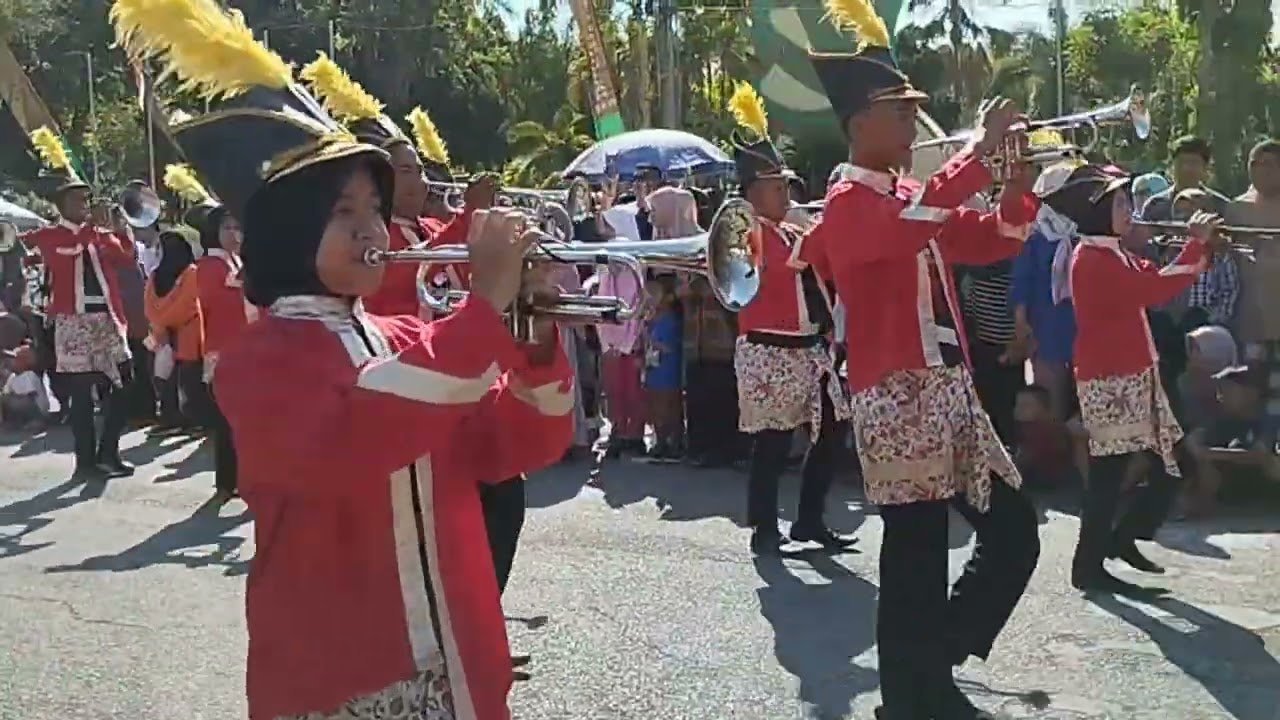 Parade Drumband MAN SUMENEP Jawa Timur