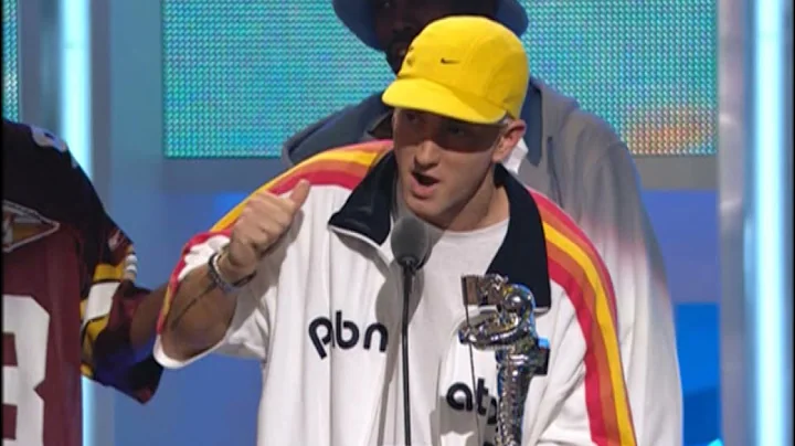 Christina Aguilera presents and Eminem wins Best M...