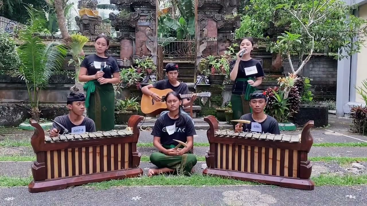 Ujian Praktek Musikalisasi puisi bahasa bali SMA N 1 Tampaksiring ~Gending Pragina~