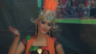 The art of mask dance from Indonesia (Tayub Wonosobo 'Ebeg Turonggo Rukun Manu'nggal Budoyo}