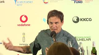 Press Conference: The Parting Glass / Tisková konference: Sklenka na rozloučenou