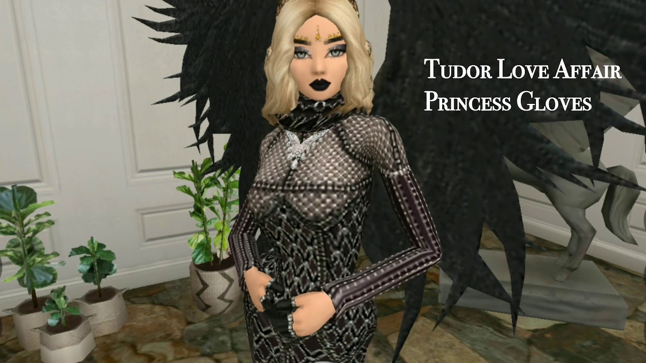 Slaying with style! 🙀🙀💋 Featuring Dale Avakin