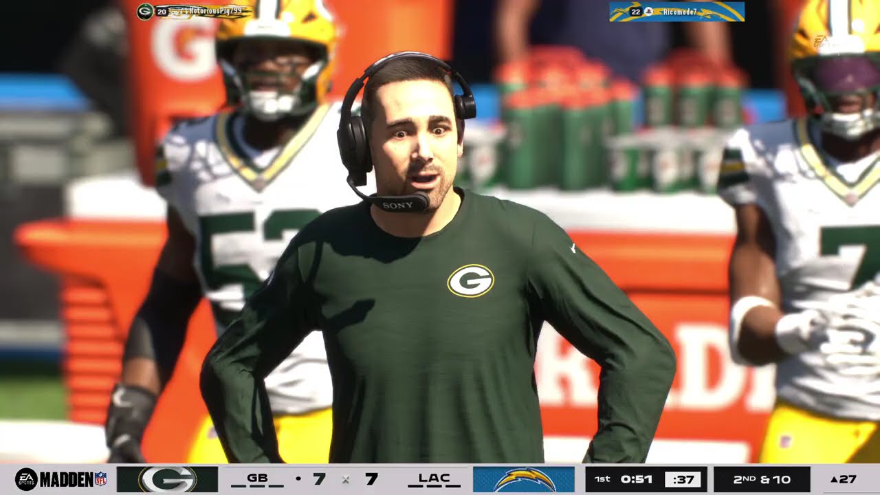 Madden NFL 26 A little back and forth but he couldnt handle it (that pitch was an accident)