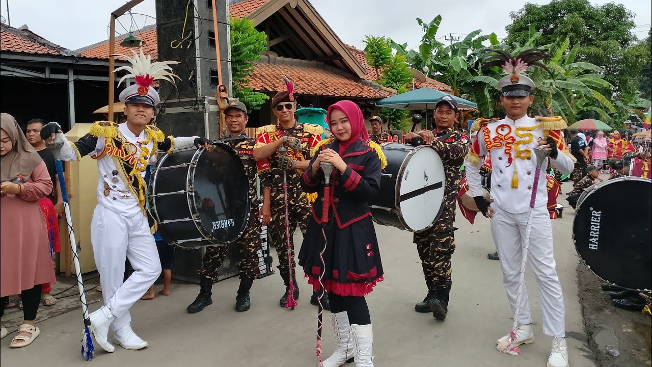 Corps Drumband Banser AJI SAKA || pawai  khitanan massal harlah Muslimat Fatayat NU di desa Kebasen 