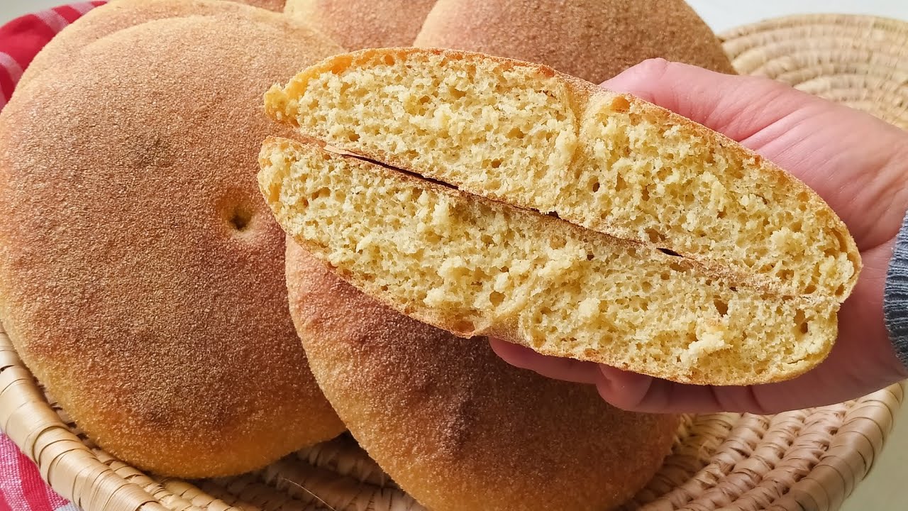 خبز الدار بدقيق القمح الكامل بنخالتو رطب وخفيف صحي بدون دقيق ابيض👌#خبز القمح الكامل #pain Complet