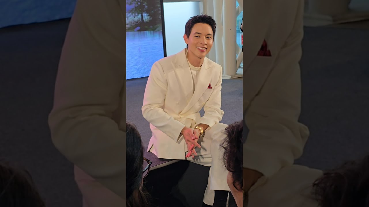 เจมส์จิ พูดคุยกับแฟนคลับหลังจบงาน Toshiba 711L Bigger Better @Central Westgate 4-10-25