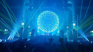 Darren Styles - Us Against The World (Da Tweekaz Remix) @ QLIMAX - Temple of Light [4K Video]