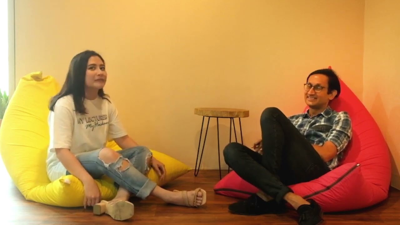 Prilly Latuconsina Nggak Punya Waktu Buat Pacaran! - HELLO STORY