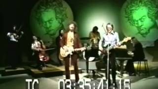 Electric Light Orchestra - ROB & Showdown -  MDS rare video  1973 chords