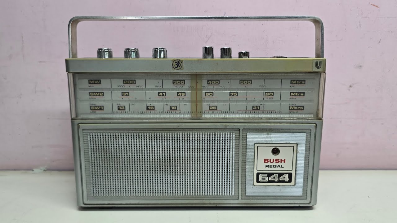 Bush Regal 644 # 3 Band old vintage radio Mo. 9427322171 - YouTube