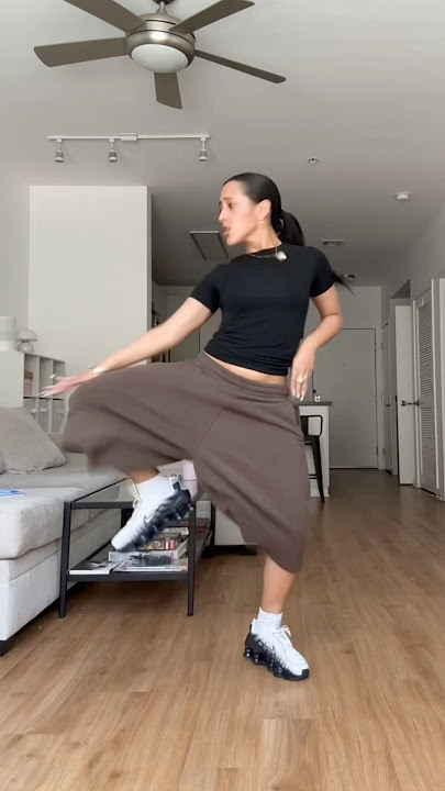 “On the Dance Floor” 🩲🤣 #dancing #dancer