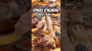 Épaules Dagneau Cuites Pendant 4 Heures