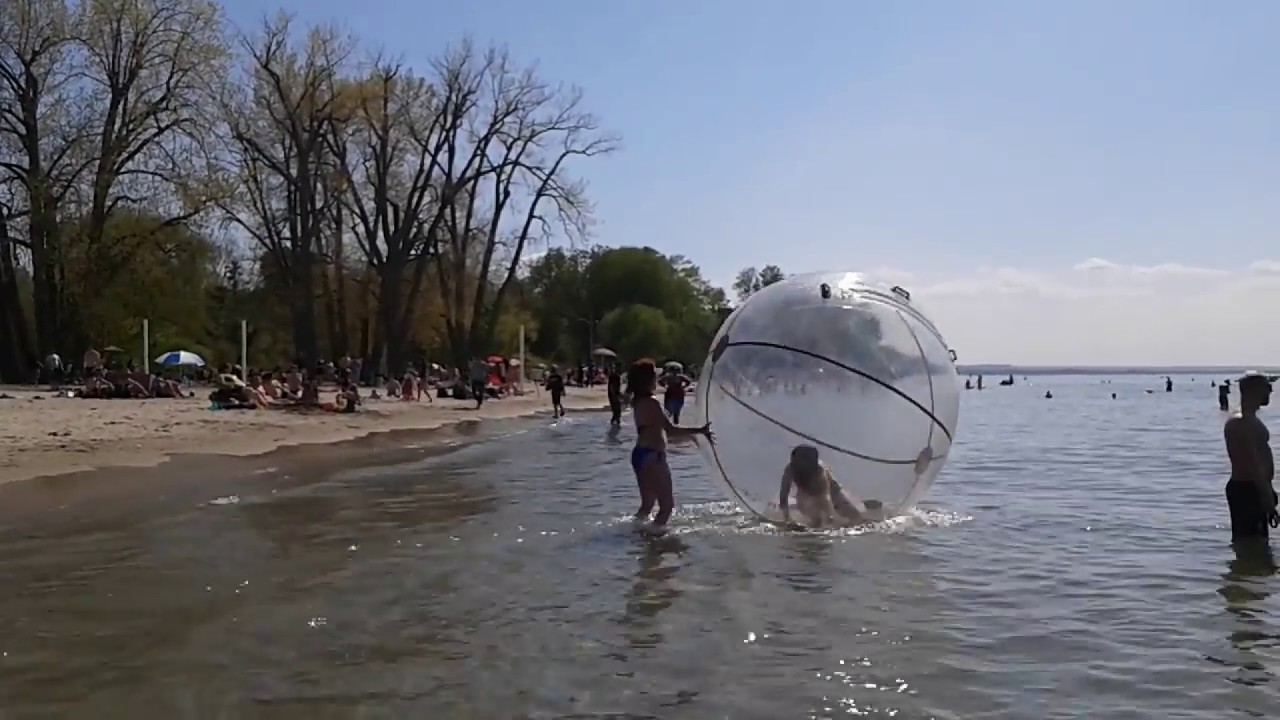 Niagara Bubble Soccer water balls on beach day 2