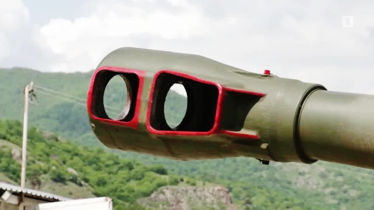 Армянская Армия.152-мм пушка-гаубица Д-20/Armenian Army.The 152 mm gun ...