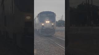 southwest chief 48 Epic horn salute #railtrack #train #trainspotting #amtrak #amtraktrain