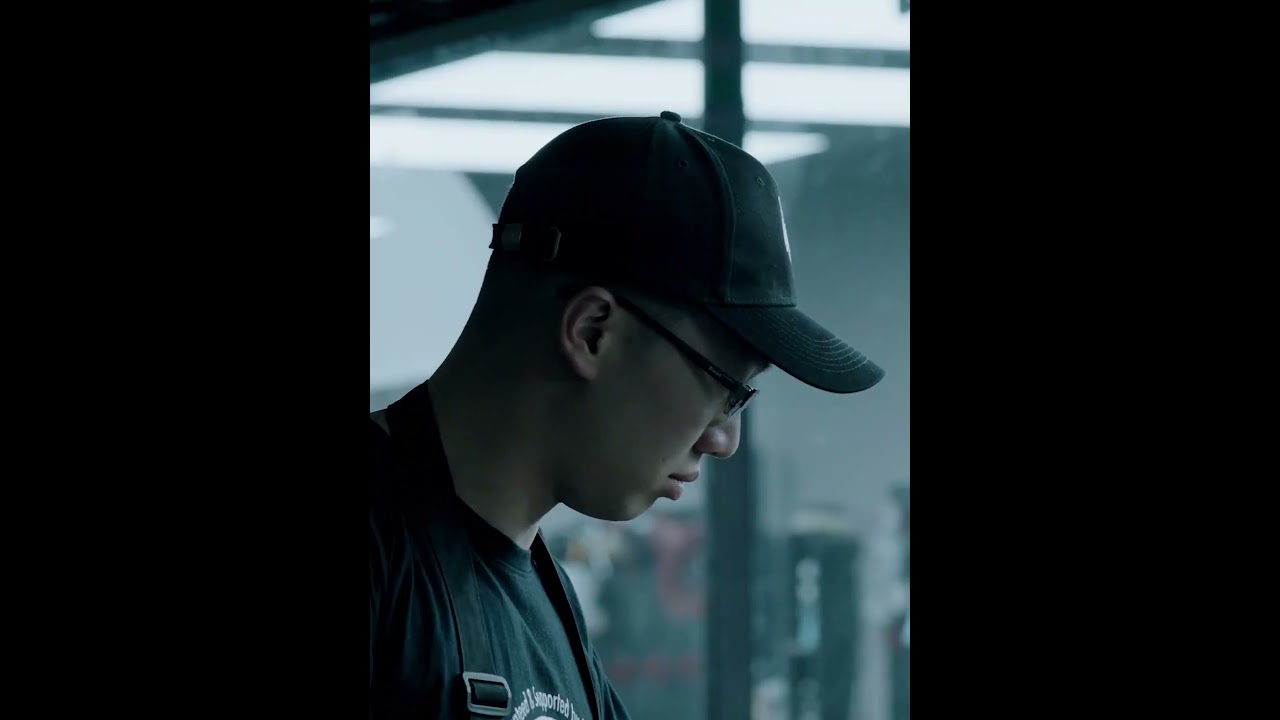 TITAN Vertical Washer + Obsidian Detergent + Wall Mount — Pro-Level Clean & Space Saver!