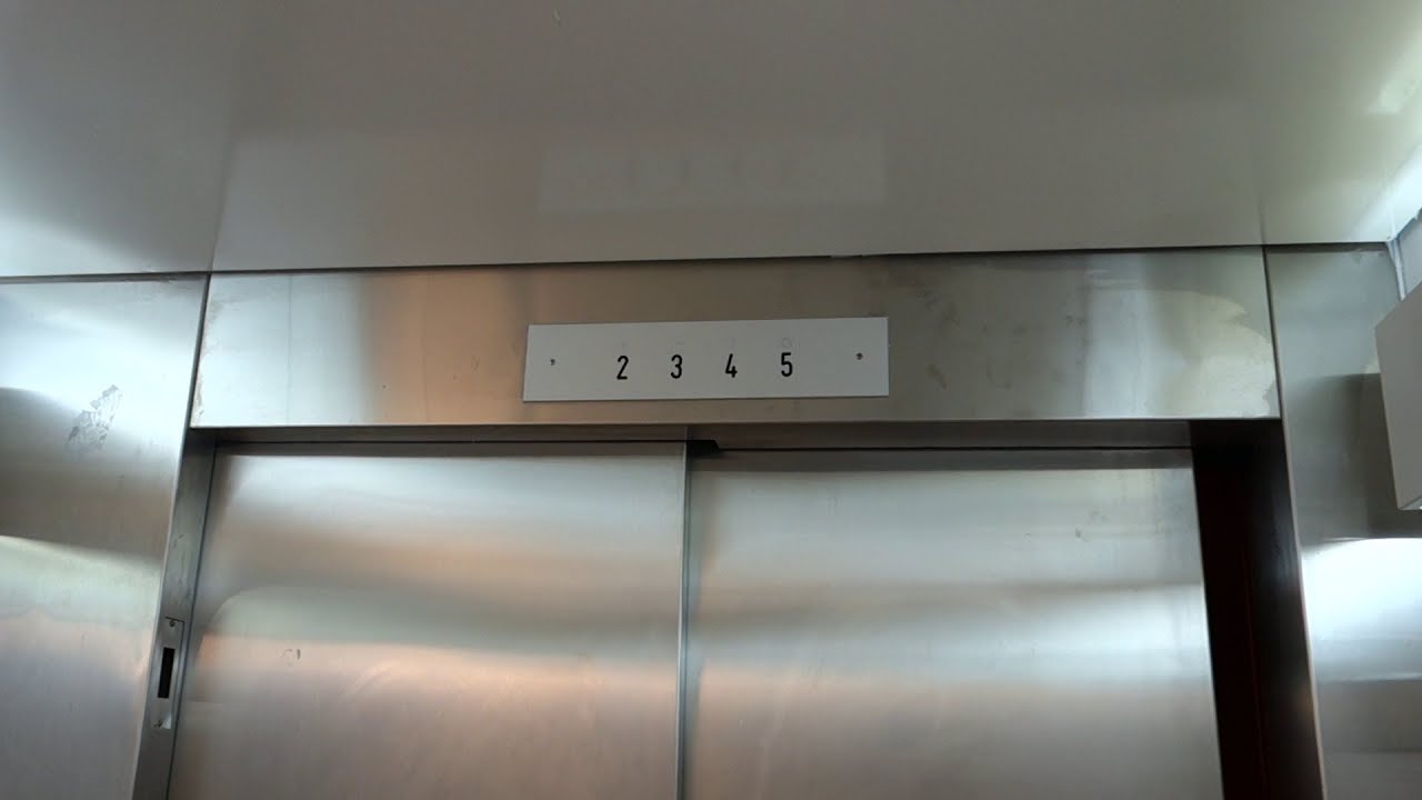 1984 KONE Roped Hydraulic Elevators Söderhamn Hospital, Söderhamn