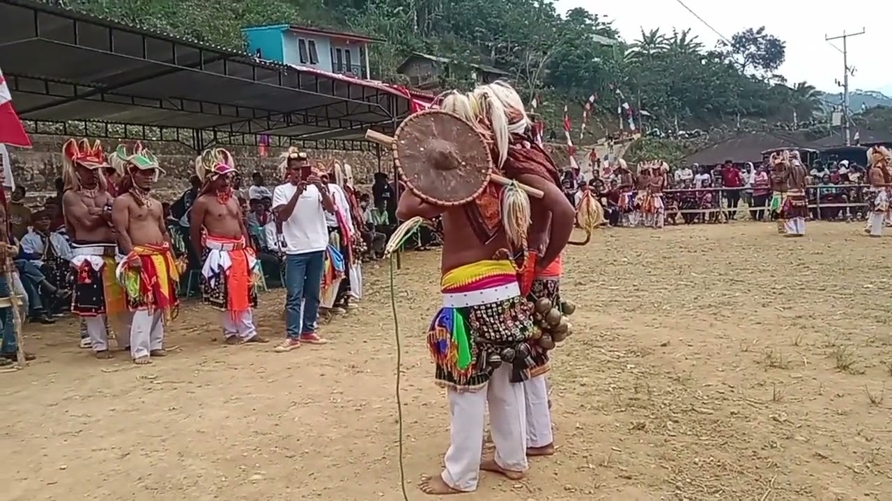 leso pertama natas lento manggarai timur #caci #manggarai #trending #viralvideo