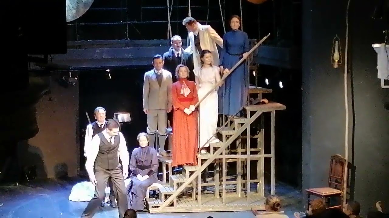 Спектакль "Обыкновенная история".  Санкт-Петербургский театр имени Андрея Миронова.