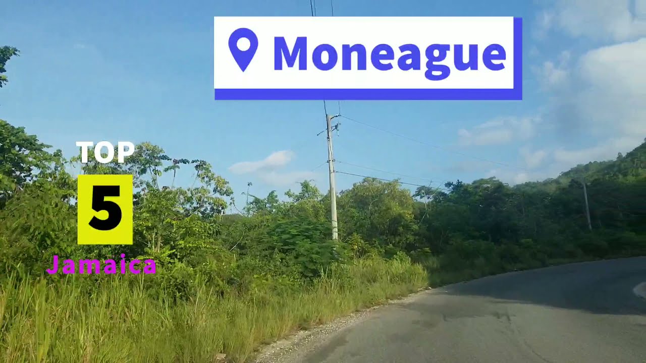 Driving through Moneague | Jamaica