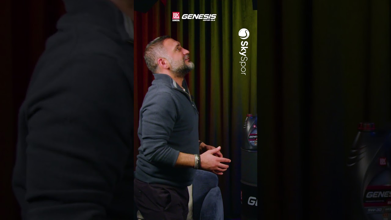 Ümit Karan ve Semih Şentürk'ten Stüdyoda Kafa Topu | #shorts