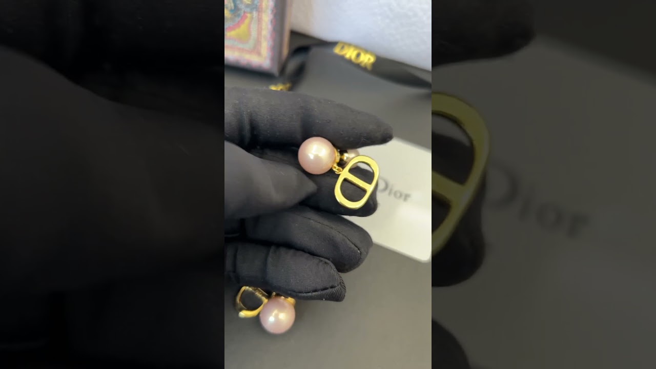 Dior popular 2024 letter combination earrings