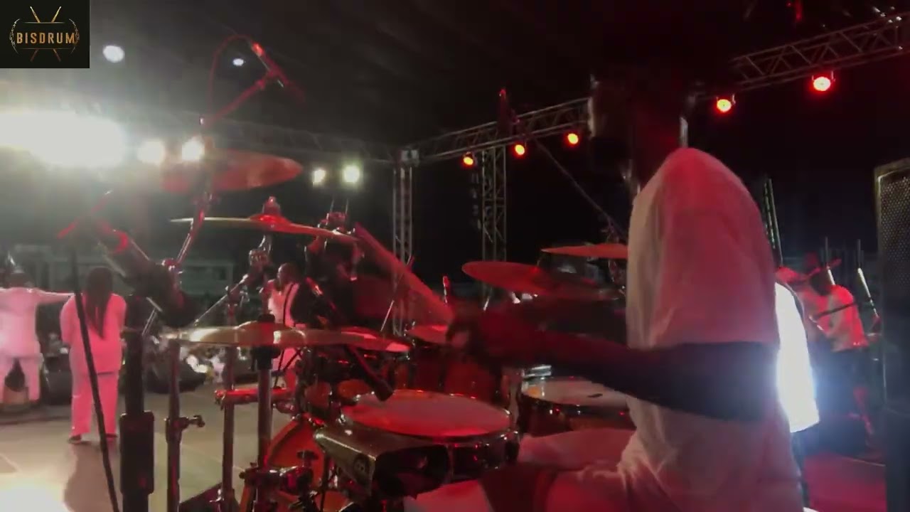 Amazing Hot 🥵 Praise Medley with Min.Francis Amo||BISDRUM🥁||