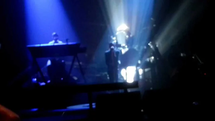 Linkin Park - LOATR/ SOTD/ Iridescent Medley live at Admiralspalast Berlin 05.06.12