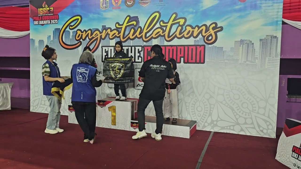 Adek Naya juara 3 perunggu turnamen kyorugi pracadet prestasi under 22kg 