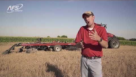 Overview of Case IH True-Tandem™ 335 Vertical Tillage Tool With Soil Command™