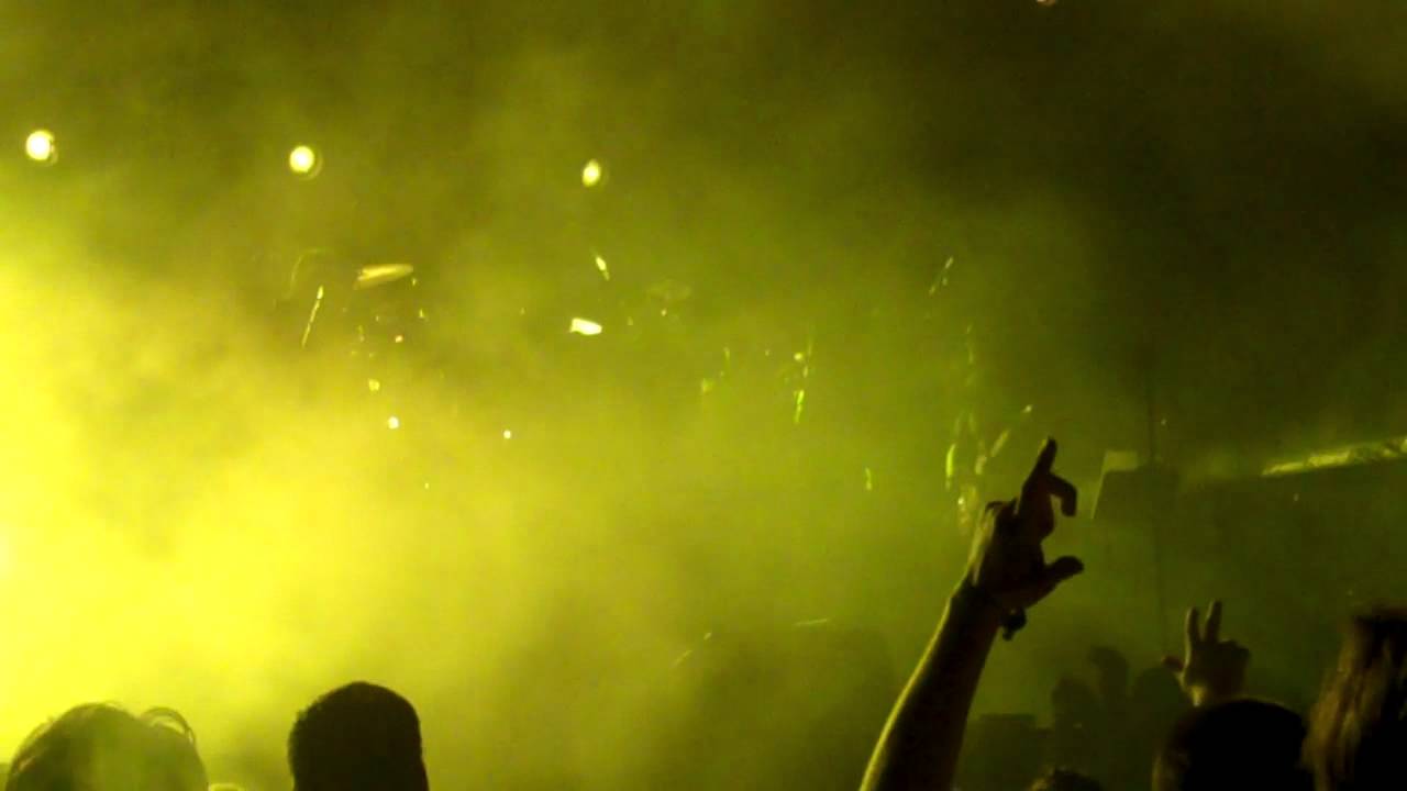 Watch Umphrey's Mcgee - Hurt Bird Bath - Mayan Holidaze on YouTube Watch Umphrey's Mcgee - Hurt Bird Bath - Mayan Holidaze on YouTube