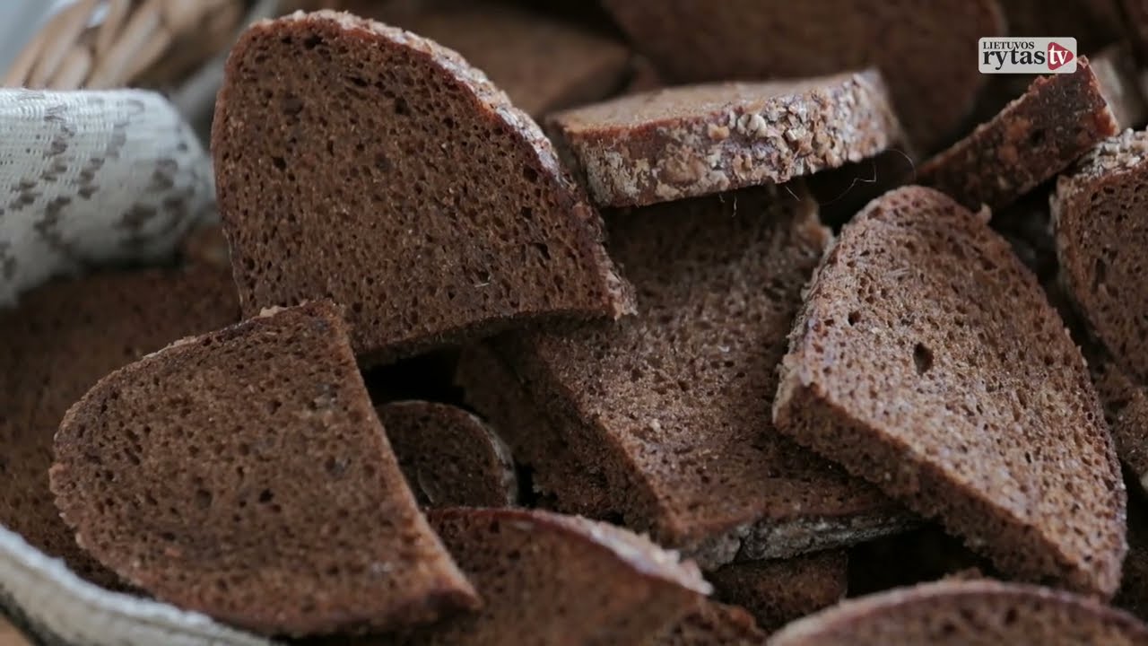 Visiems po riekelę: šv. Agotos duonelės kelionė per Smilgių kaimą