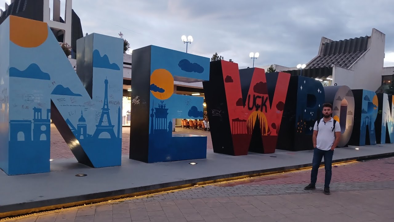 Kosova'dan Makedonya'ya geçiyoruz (otobüsü kaçırıyorduk)