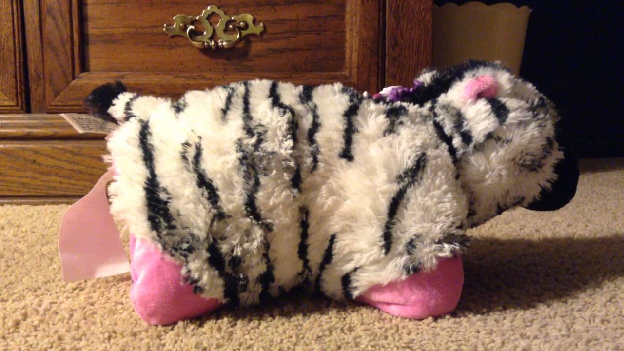 Showing the pillow pets! YouTube