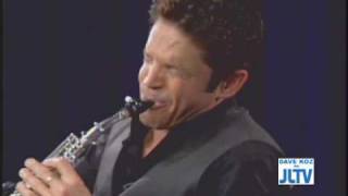 Dave Koz performing "Eight Candles" on JLTV chords