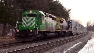 Former B&O Diesel Leads CSX D765 in Gaithersburg, MD