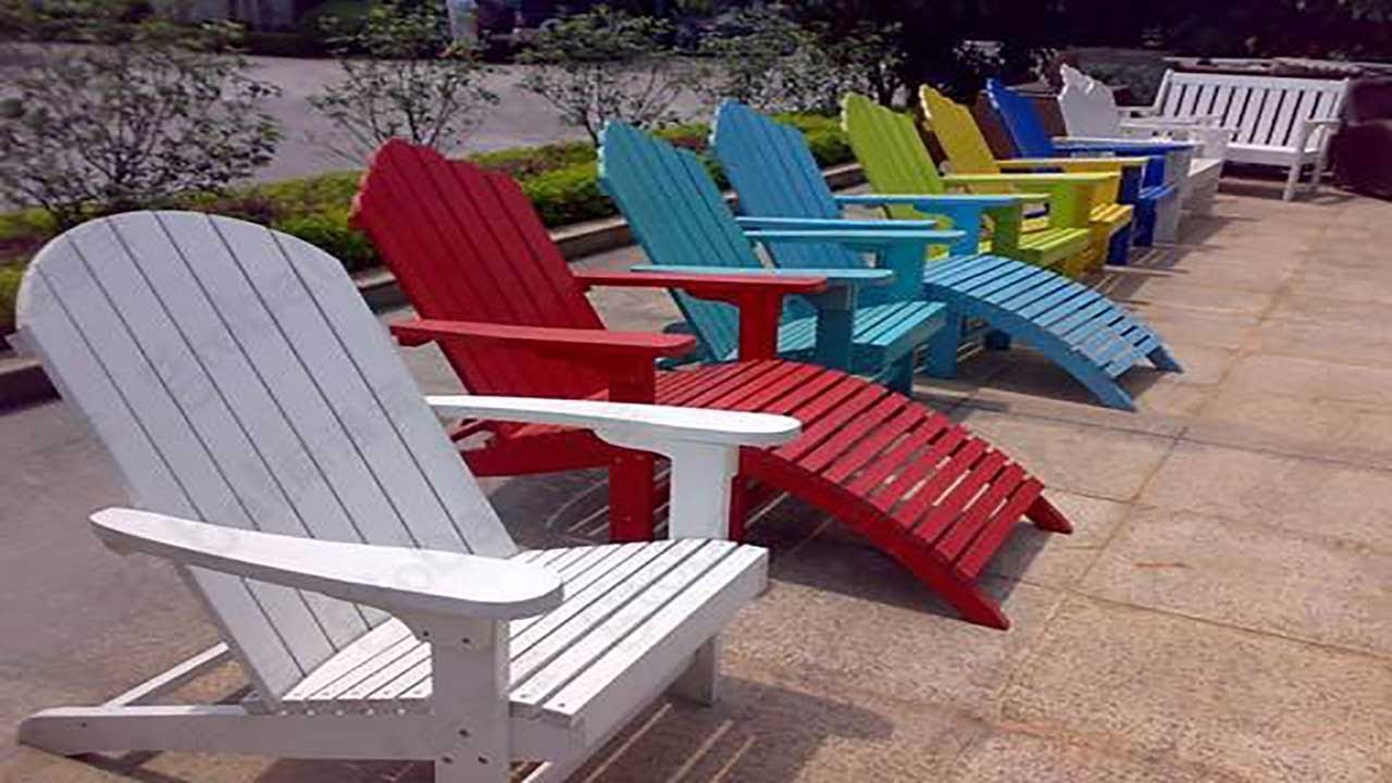 China professional PE micro foaming beach chair extrusion machine| plastic beach chair machinery