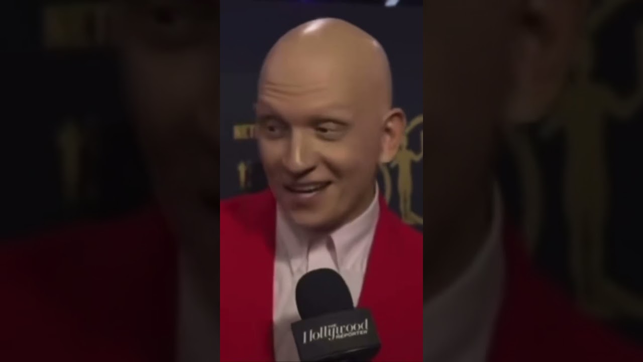 Anthony Carrigan (Metamorpho) talks about Superman: Legacy table read! 