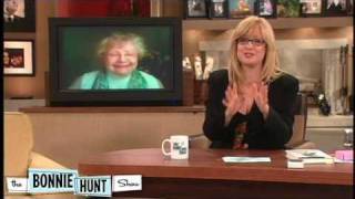 Ask Alice - Bonnie Hunt's Mom Shares a Joke - THE BONNIE HUNT SHOW