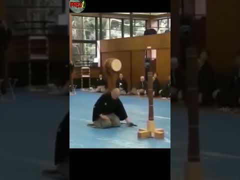 لن تصدق سرعة الساموراي في استخدام السيف