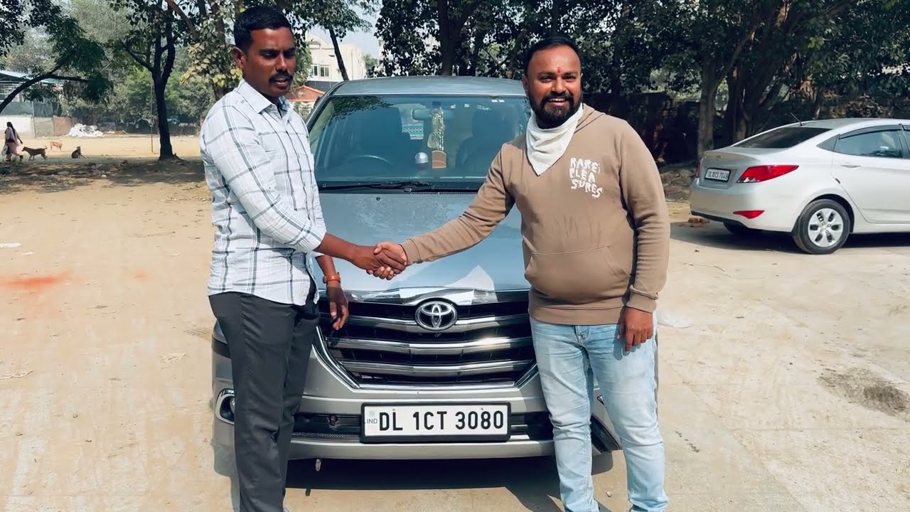 #TOYOTA INNOVA 2.4V 2015 ఢిల్లీలో నల్గొండ వారికి ఇప్పించాను