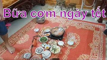 Thái bình quê lúa//Không khí tết/Không khí tết/Đốt vàng ngày tết/ Bữa cơm gia đình ngày tết