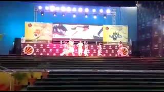 Bangladeshi Dance performance In LPU #oneworld2k19